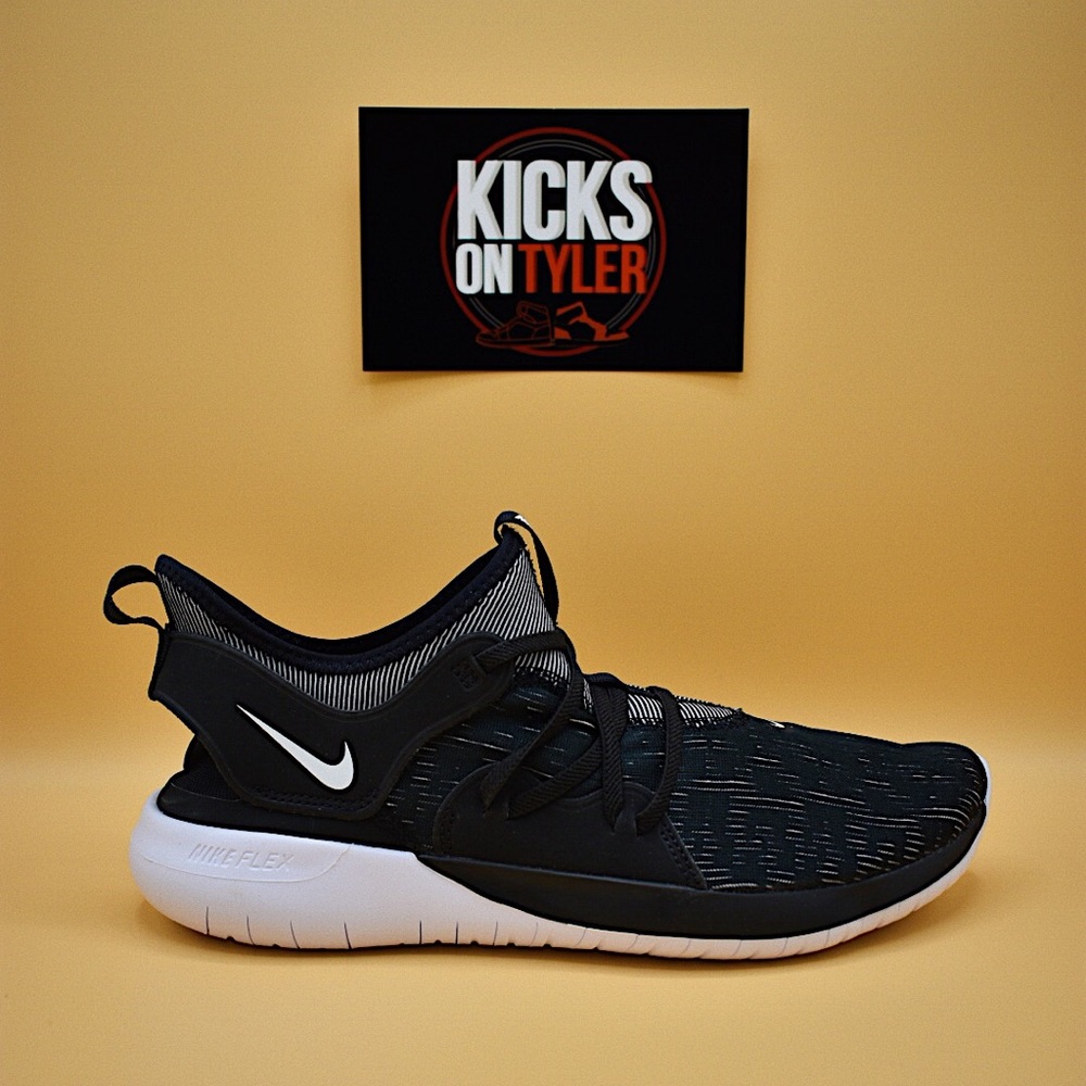 NEW Nike Flex Contact 3